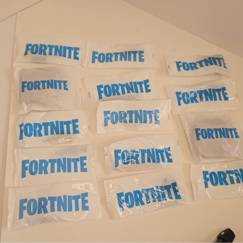 NEW Fortnite Weapons & Back Bling Epic Games Battle Royal Guns Loot Lot